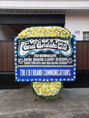 Papan Bunga Duka di Caturanom